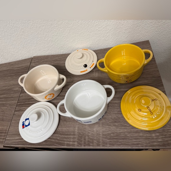 Le Creuset x Star Wars Set of 3 Cocottes - Picture 2 of 5